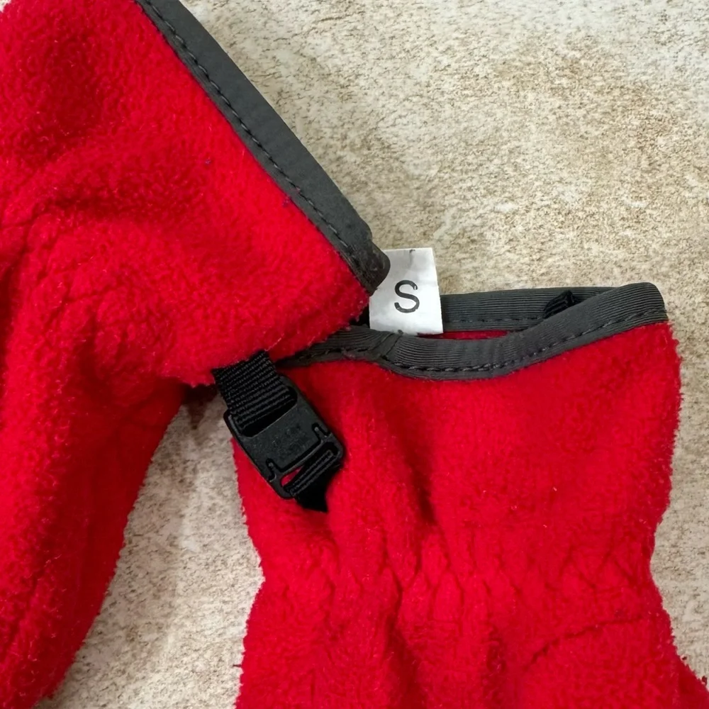 The North Face® Kids’ Denali Gloves Size: Small Color: Red/Grey